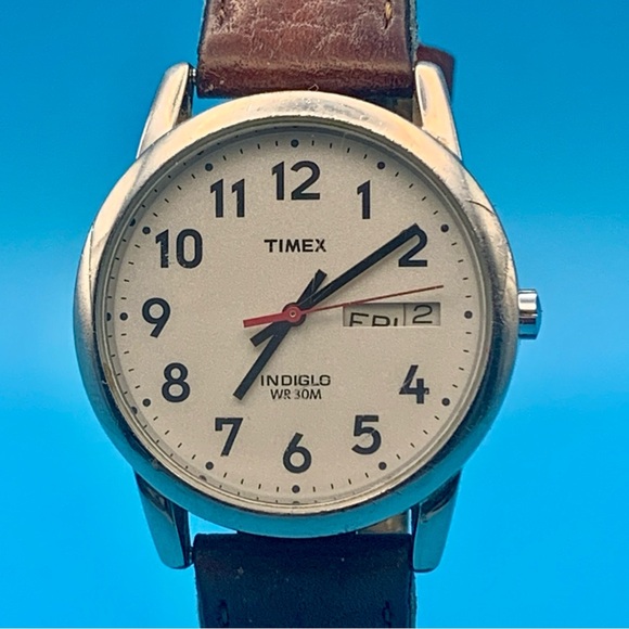 Timex Other - TIMEX Men’s Quartz Wristwatch Leather Band Day Date Display Indiglo Working Cond